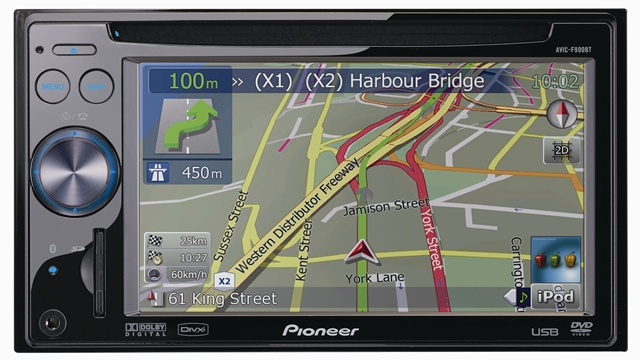 Pioneer F910BT.jpg