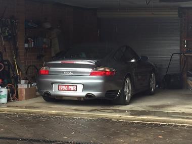 911 Garage 2 small.jpg