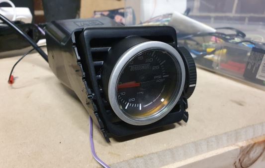 TS2 GAUGE.JPG