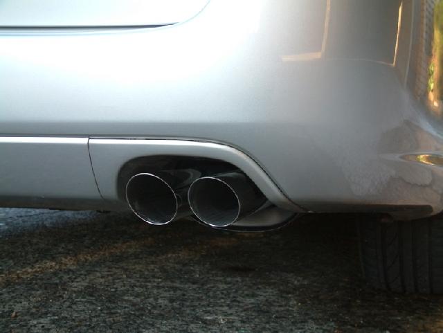 Dual%20on%20car%207[1].jpg
