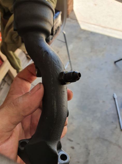 oil filler neck.JPG