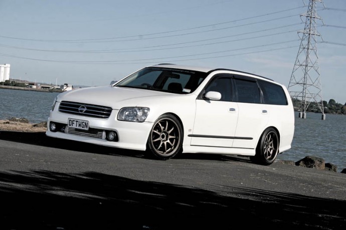 Nissan-Stageo-300RX-fq-690x459.jpg