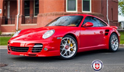 Red-Porsche-997-Turbo.jpg