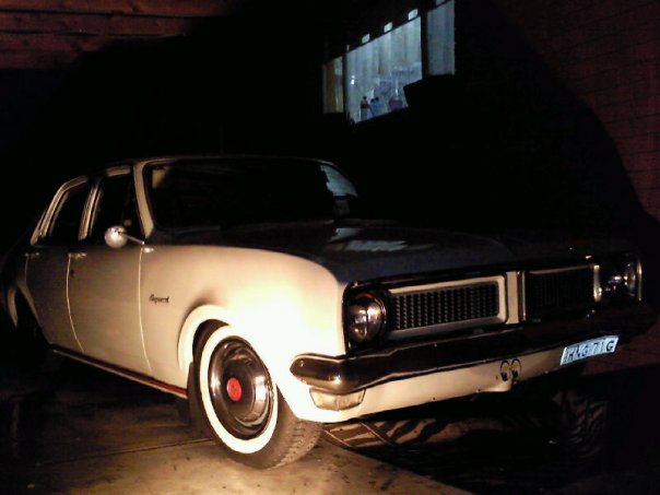 oldcar3.jpg