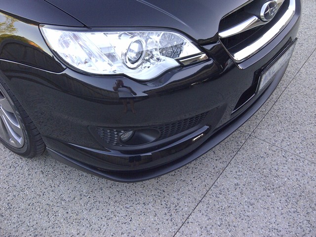 Front lip 04.jpg